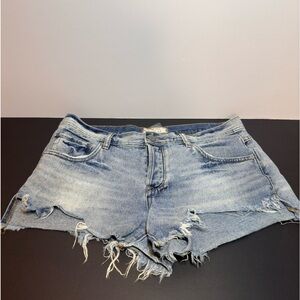 Free People Jean Shorts Blue Denim Distressed Button Fly Raw Hem Festive Size 28